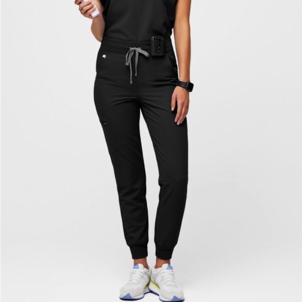 Figs Black Zamora High Waisted Jogger Scrub Pants - Small
